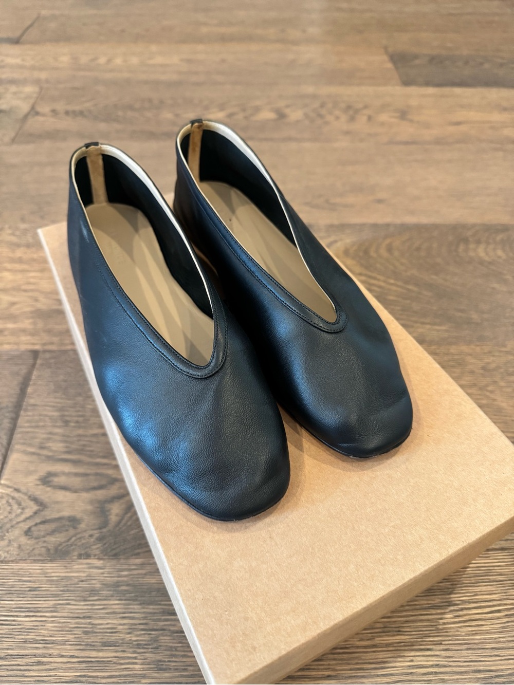 Le Monde Béryl Luna Slippers